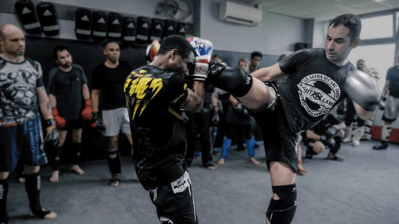 Vignette-Stage-Boxe-Pieds-Poings-High-Kick-Olivier-TINY.png